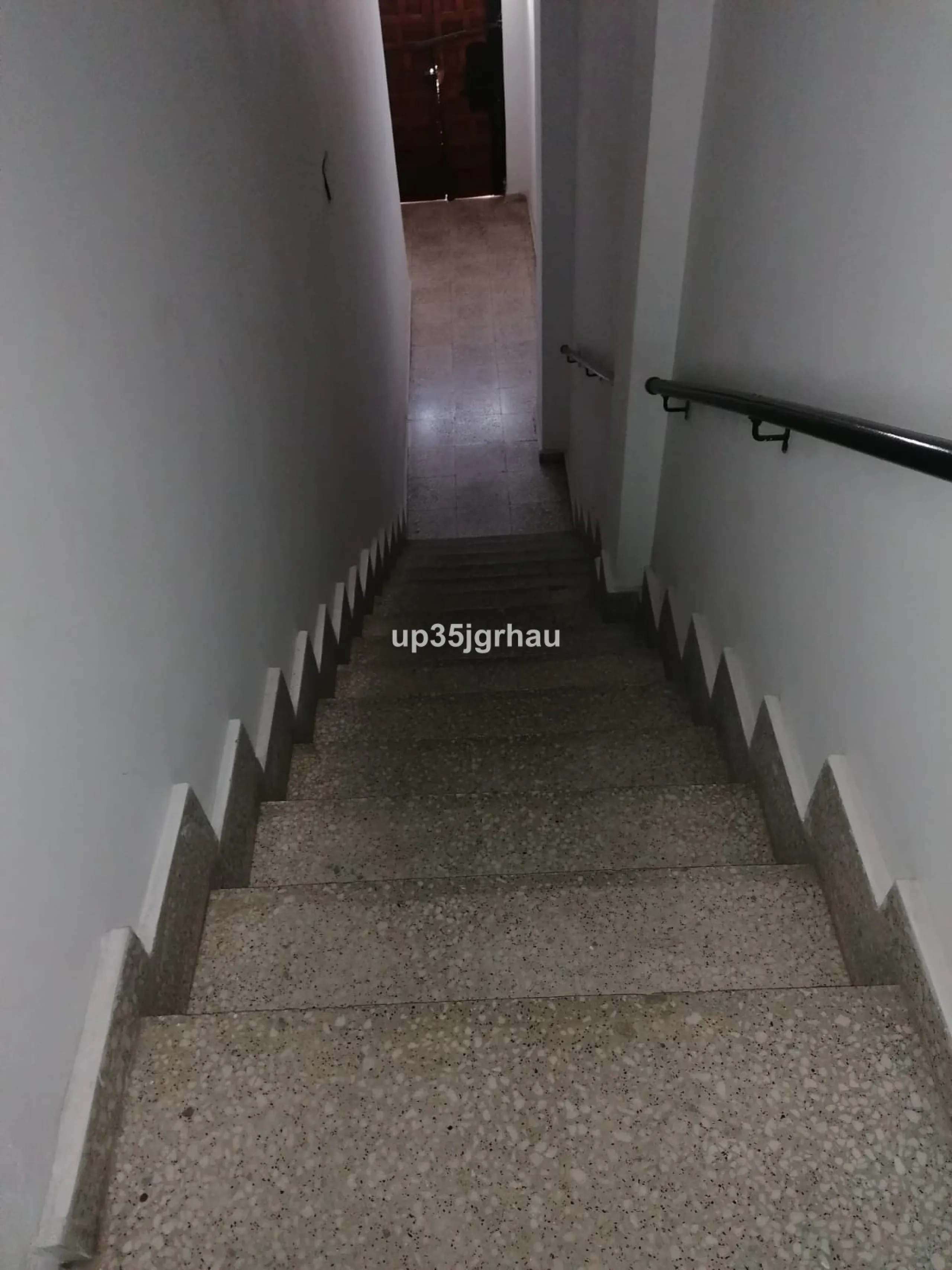 360 m2 house with premises in the city of Ronda.