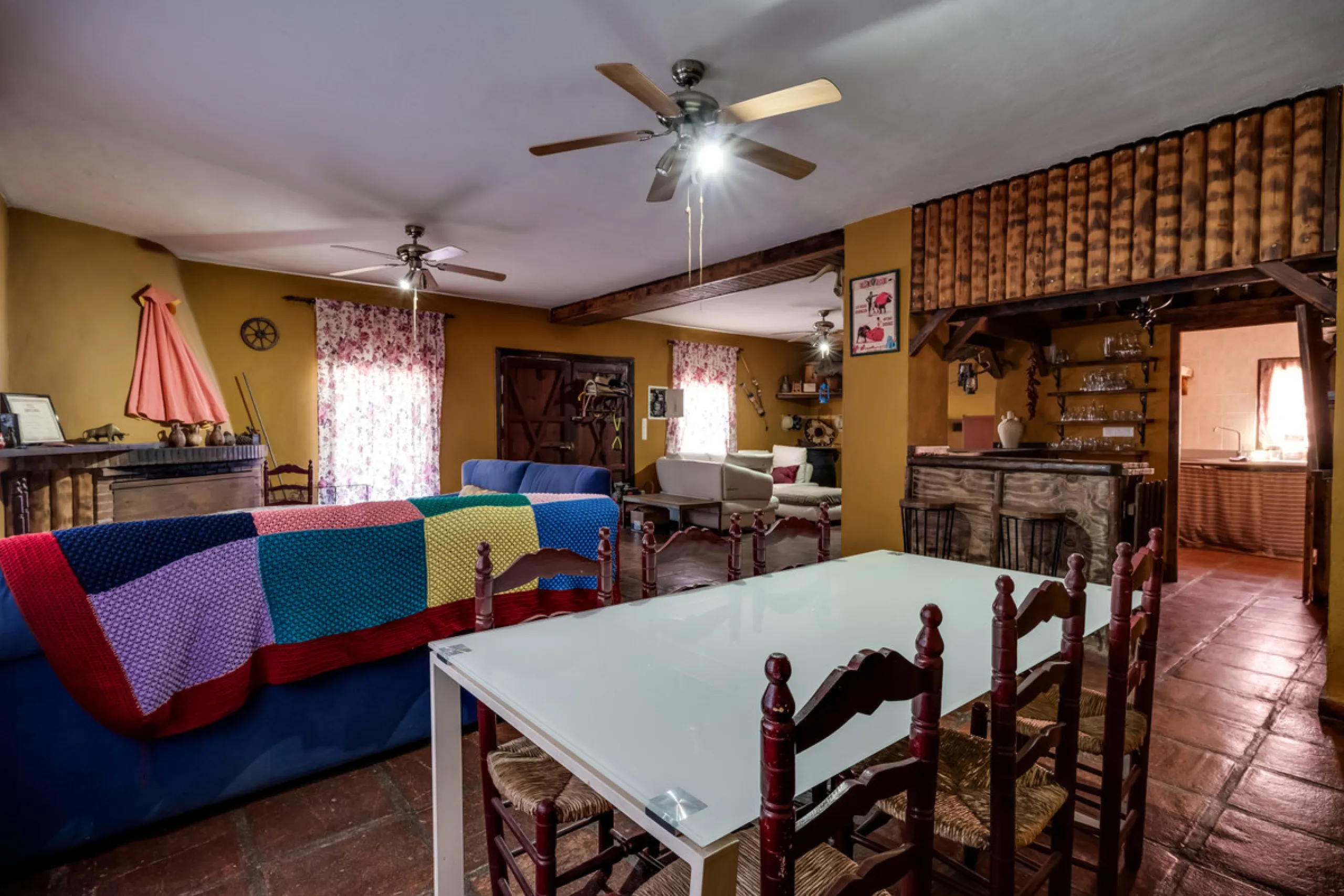 COUNTRY HOUSE in MONDA - Country house with pool, covered porch. On ground floor living/dining room, fitted kitchen, bathrooms, store room, 4 bedrooms. An external staircase leads to the upper floor with living room, office, 2 bedrooms, bathroom and stora