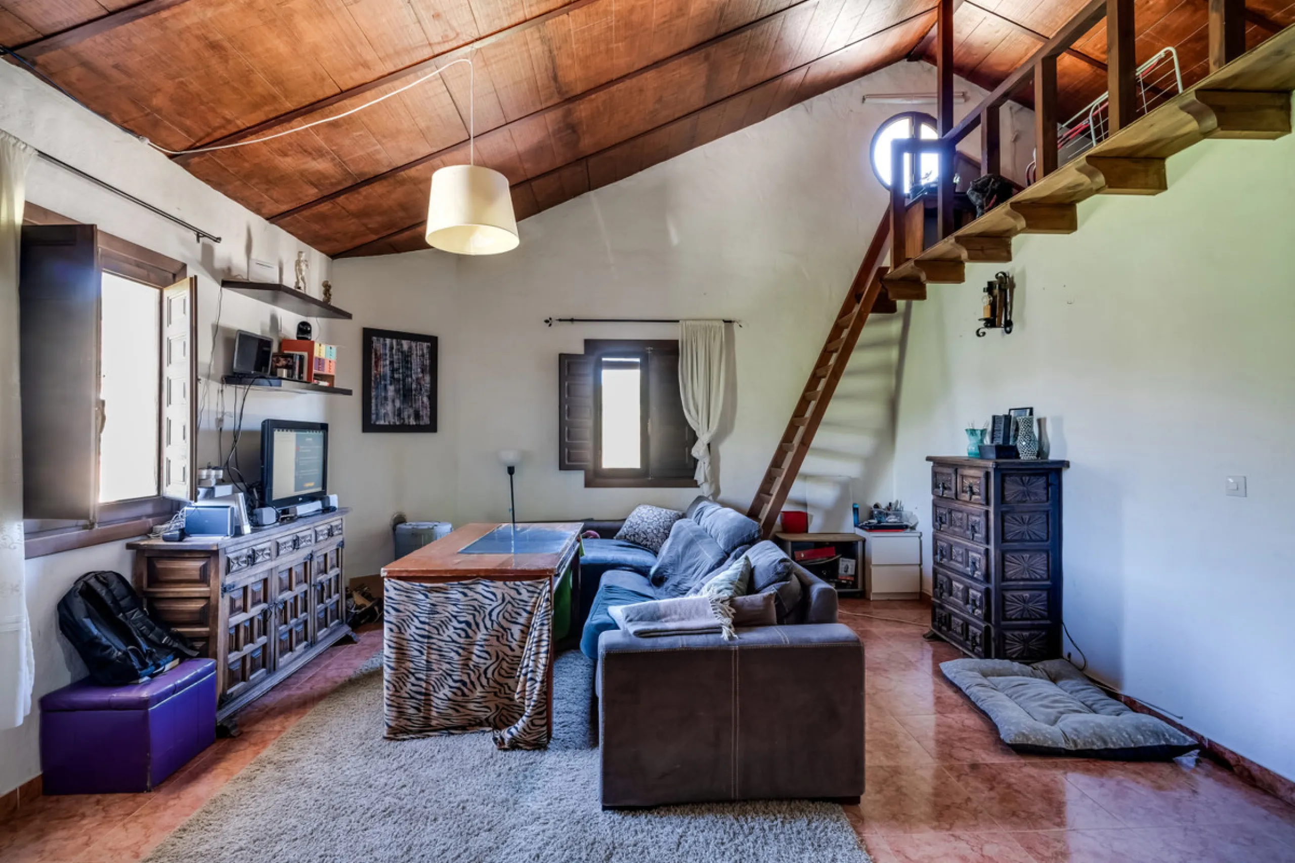 COUNTRY HOUSE in MONDA - Country house with pool, covered porch. On ground floor living/dining room, fitted kitchen, bathrooms, store room, 4 bedrooms. An external staircase leads to the upper floor with living room, office, 2 bedrooms, bathroom and stora