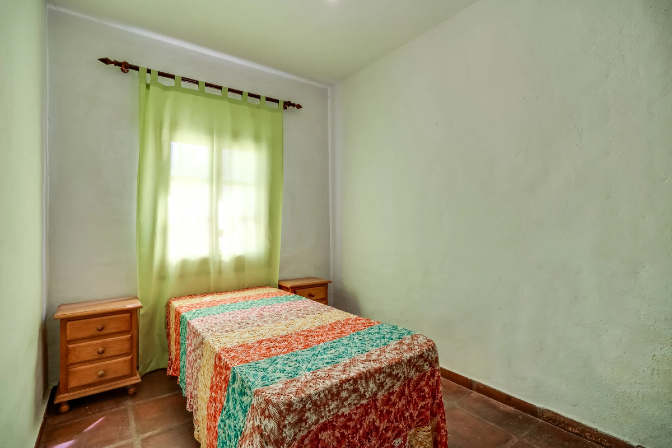 COUNTRY HOUSE in MONDA - Country house with pool, covered porch. On ground floor living/dining room, fitted kitchen, bathrooms, store room, 4 bedrooms. An external staircase leads to the upper floor with living room, office, 2 bedrooms, bathroom and stora