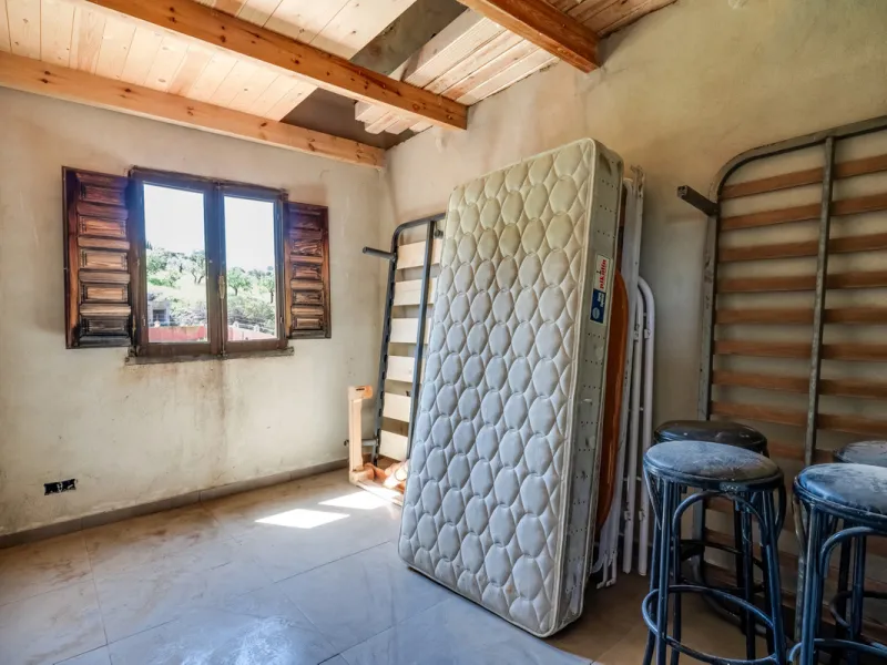 COUNTRY HOUSE in MONDA - Country house with pool, covered porch. On ground floor living/dining room, fitted kitchen, bathrooms, store room, 4 bedrooms. An external staircase leads to the upper floor with living room, office, 2 bedrooms, bathroom and stora