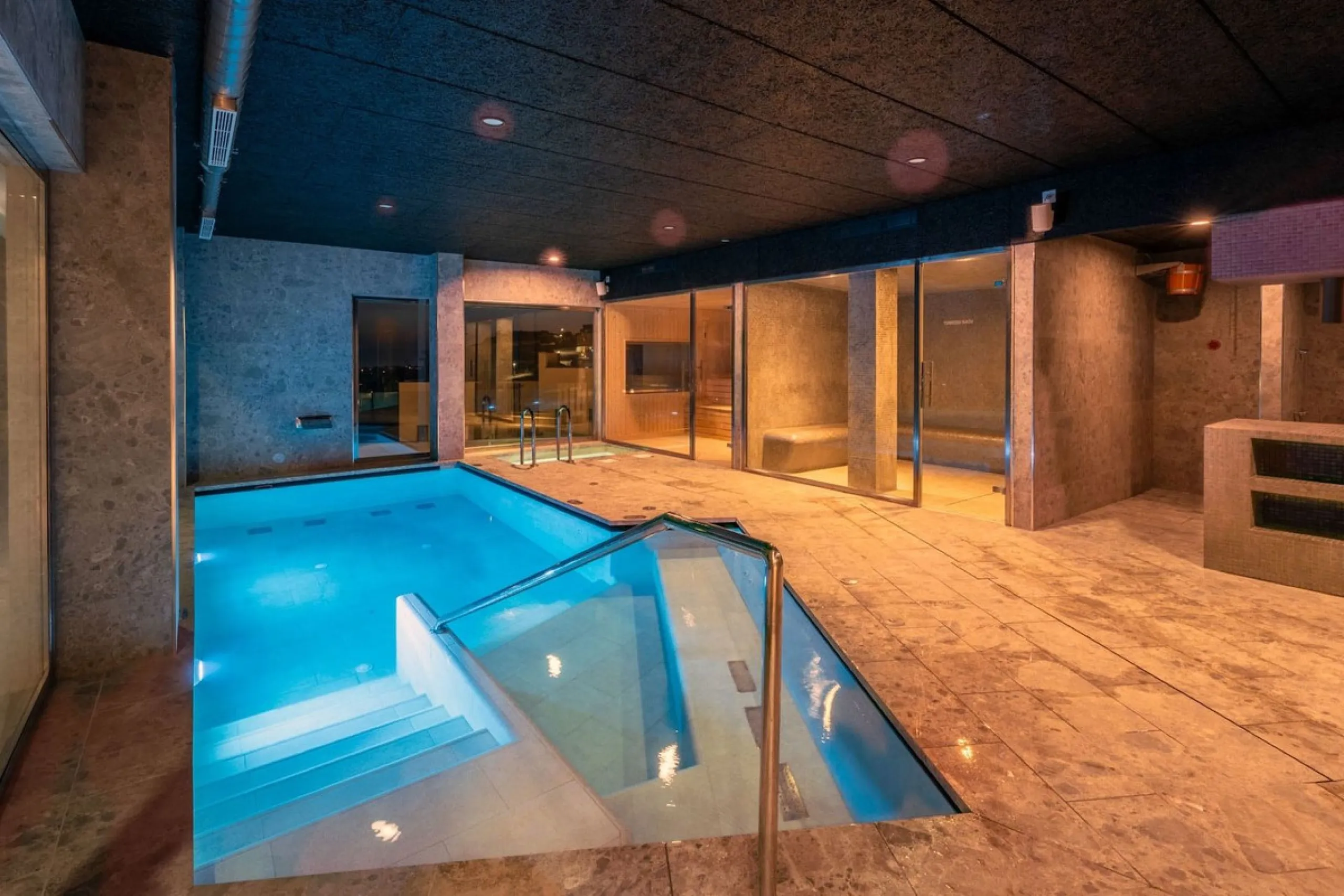 El Mirador is a privately owned 5 star resort on the Costa del Sol, located right on the Mediterranean Sea, just 50km from Malaga. El Mirador is built on a sustainable foundation, where, among other things, electricity and heat are produced sustainably th