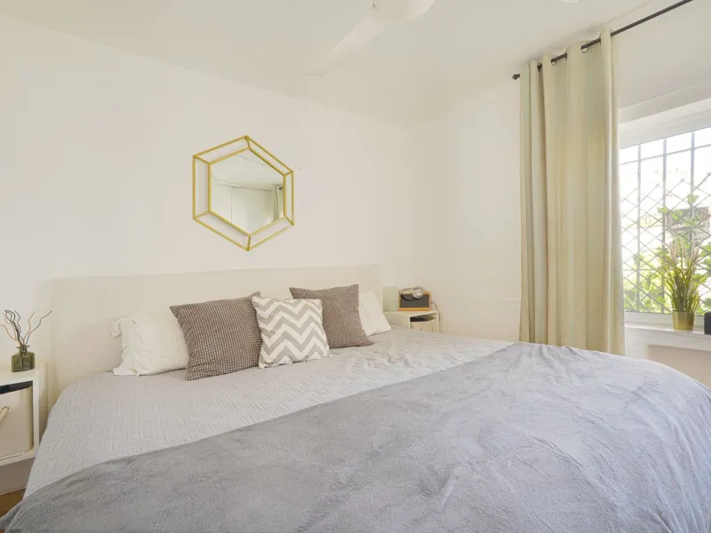 This is a fantastic opportunity to acquire what could become an absolutely magnificent property, ideally located in an up-and-coming area next to the highly sought-after Guadalmina Alta.