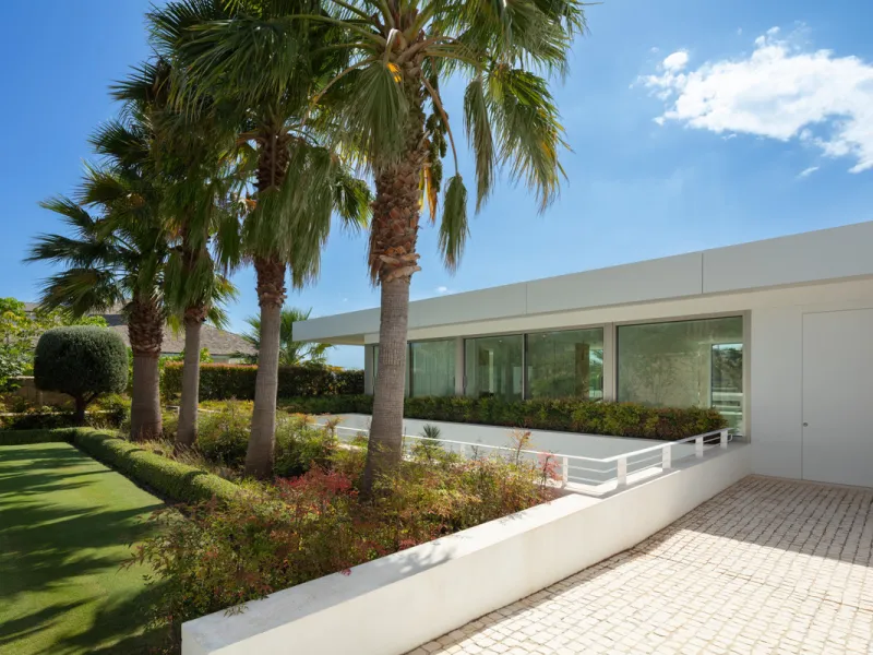House - Detached Villa в продаже в Casares, Málaga. В доме 4 спален и 5 ванных комнат. Площадь дома 578 м². Площадь участка 1937 м²