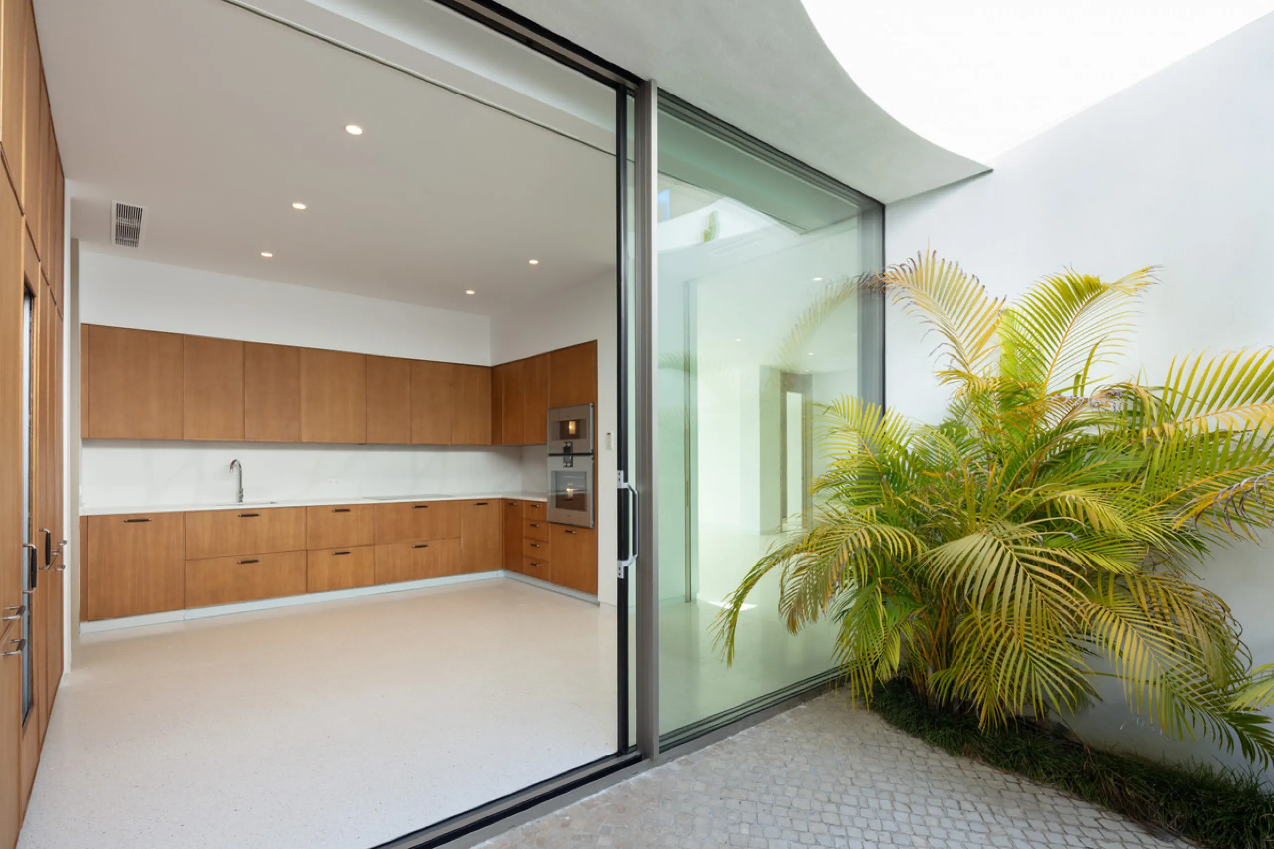 This prestigious villa stands as a testament to architectural ingenuity, capturing the essence of uniqueness and sophistication. Designed by the visionary minds of Vicens & Ramos architects, its futuristic yet nostalgic structure commands attention with i