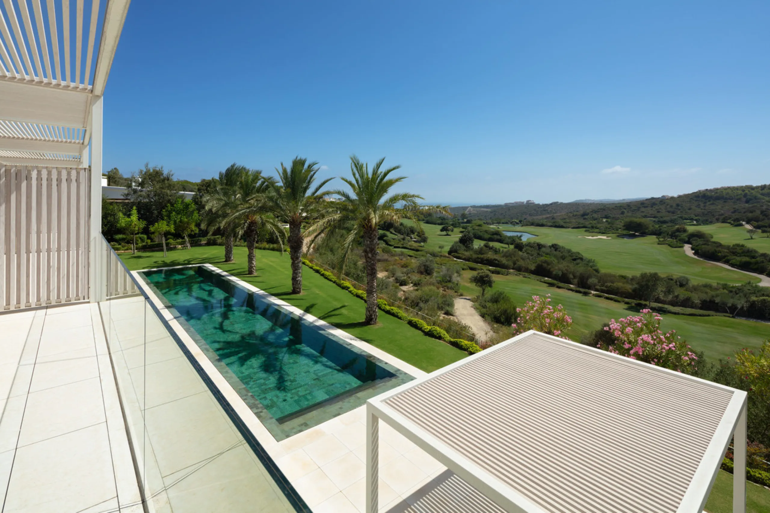Exuding opulence and refinement, this exceptional villa redefines the very notion of luxury golf resort living. Positioned on an elevated plot, it offers breathtaking panoramic views of the golf course and Mediterranean, while its expansive outdoor areas 
