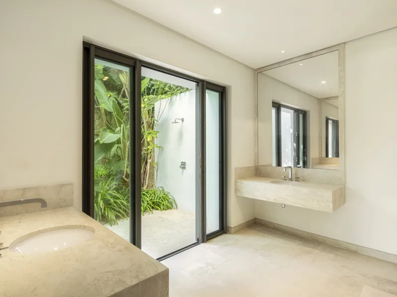 Nestled within the enclave of Green 10 in the Finca Cortesin resort, this villa exudes the charm of Ibiza-style residences. The white structure, adorned with traditional Mediterranean stones, creates a captivating atmosphere for ultimate enjoyment. Set on