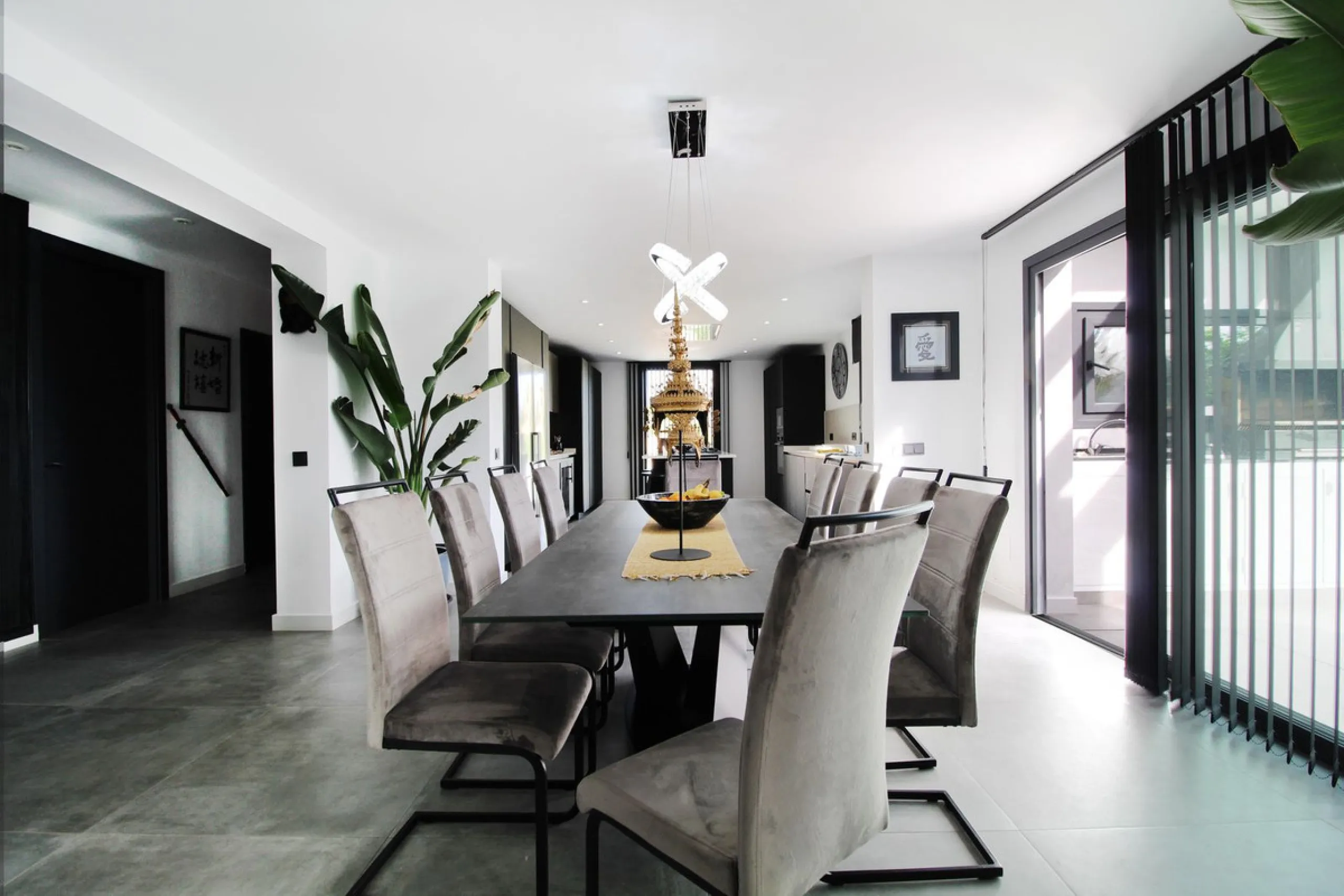 Don´t miss this fantastic villa, beachside of San Pedro de Alcantara