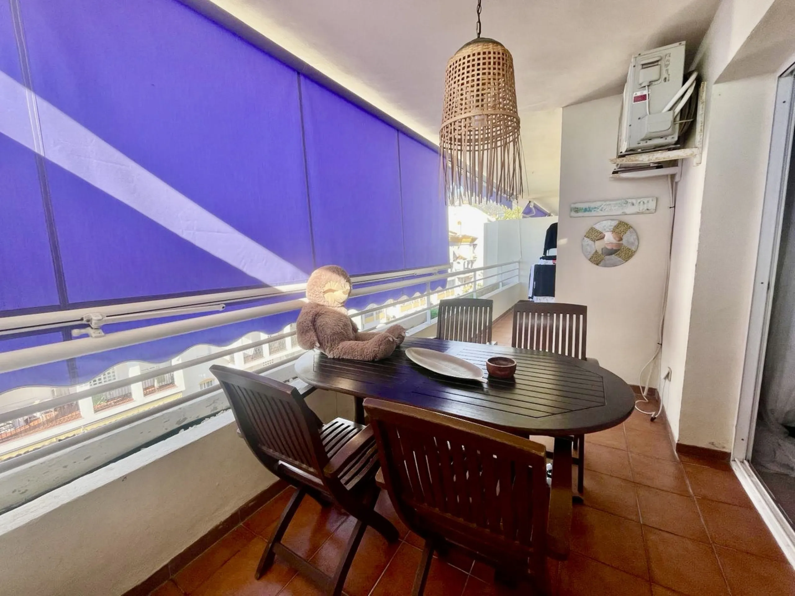 Apartment - Middle Floor Apartment в продаже в Marbella, Málaga. В доме 3 спален и 3 ванных комнат. Площадь дома 190 м²