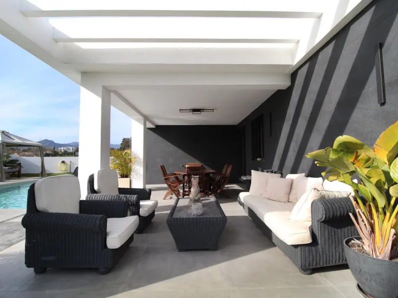 Don´t miss this fantastic villa, beachside of San Pedro de Alcantara