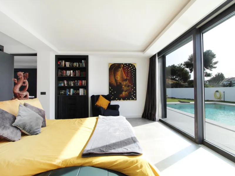 Don´t miss this fantastic villa, beachside of San Pedro de Alcantara