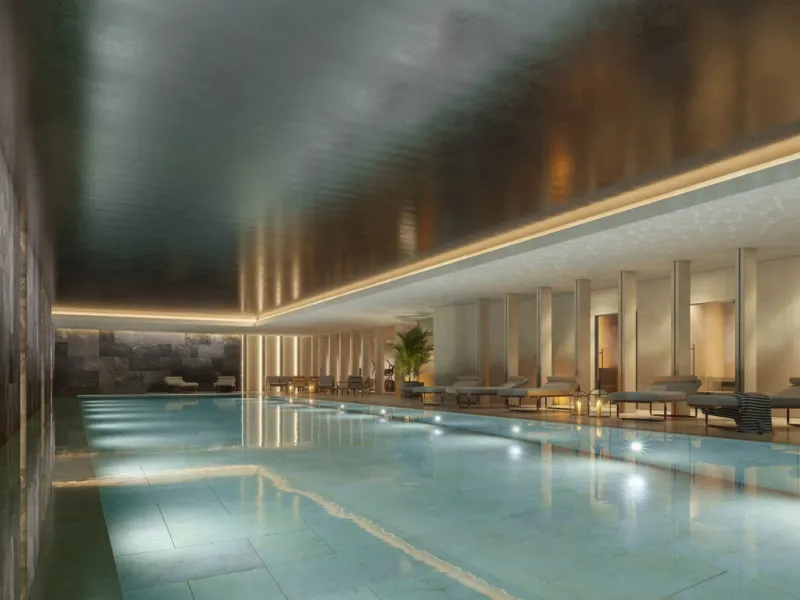 We are pleased to introduce this luxurious ground floor duplex apartment with stunning sea and mountain views in the prestigious EPIC Marbella complex, Phase 2.
