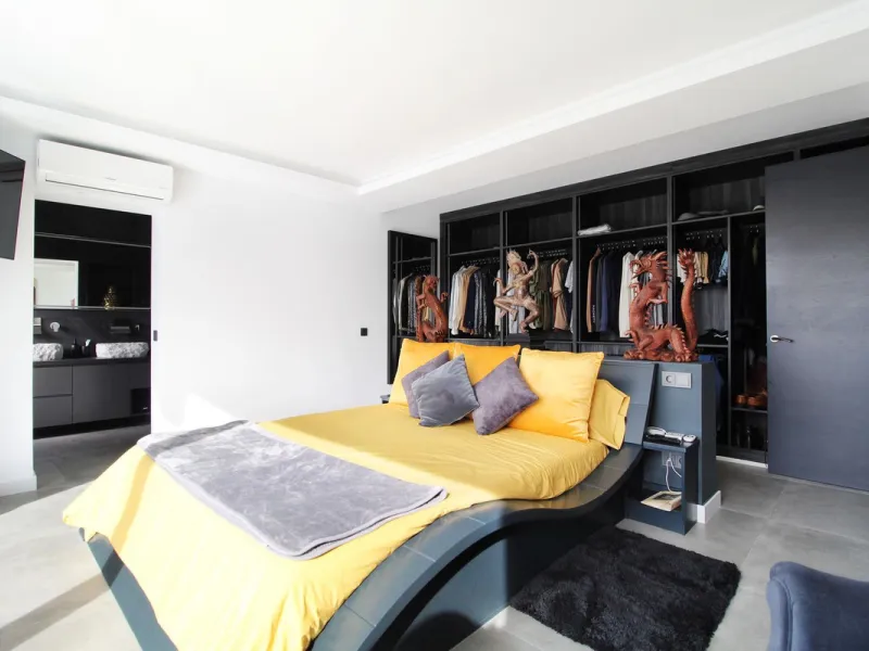 Don´t miss this fantastic villa, beachside of San Pedro de Alcantara