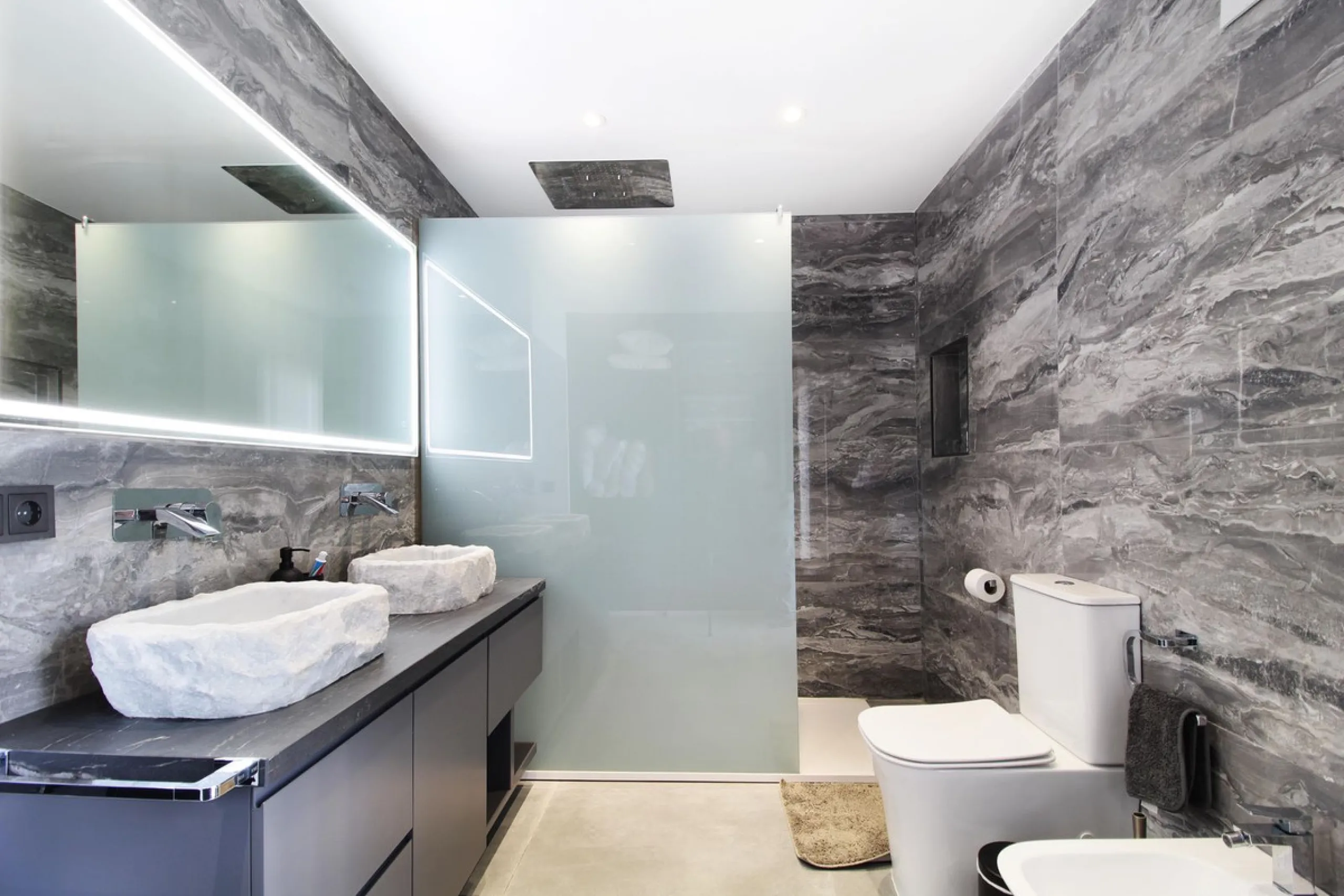 Don´t miss this fantastic villa, beachside of San Pedro de Alcantara