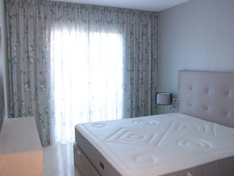 Apartment - Middle Floor Apartment в продаже в Marbella, Málaga. В доме 2 спален и 3 ванных комнат. Площадь дома 120 м²