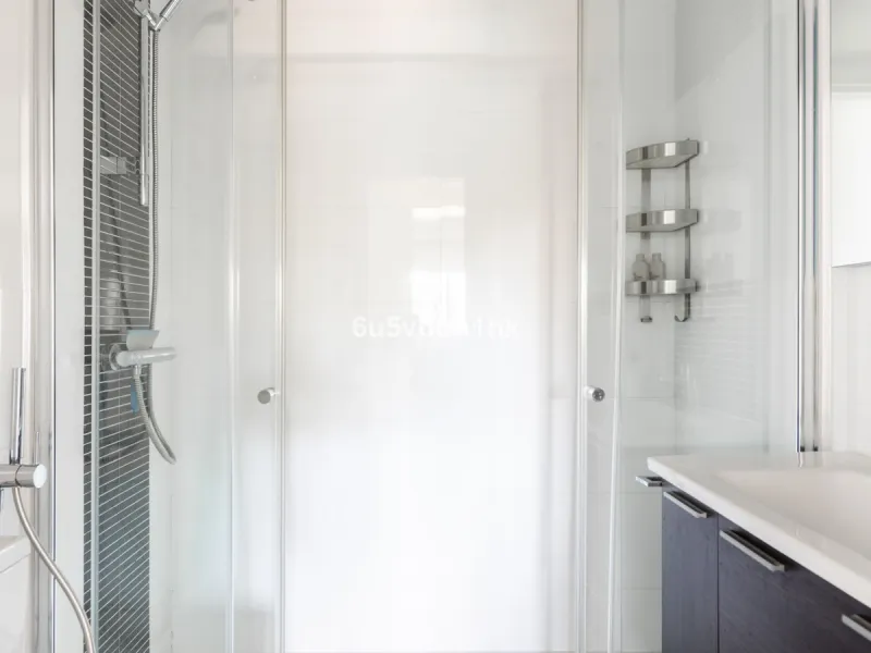 Discover this beautifully presented semi-detached home offering modern comfort and an ideal location in the lower part of Torreblanca.