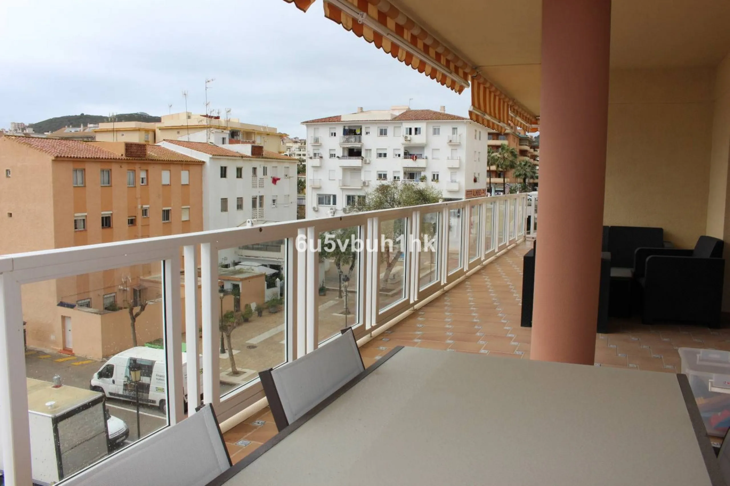 Apartment - Middle Floor Apartment в продаже в Manilva, Málaga. В доме 3 спален и 4 ванных комнат. Площадь дома 244 м²