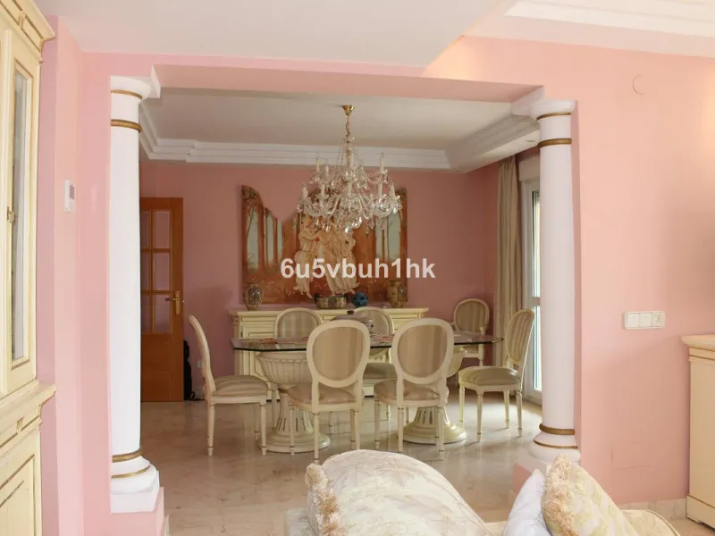 Apartment - Middle Floor Apartment в продаже в Manilva, Málaga. В доме 3 спален и 4 ванных комнат. Площадь дома 244 м²