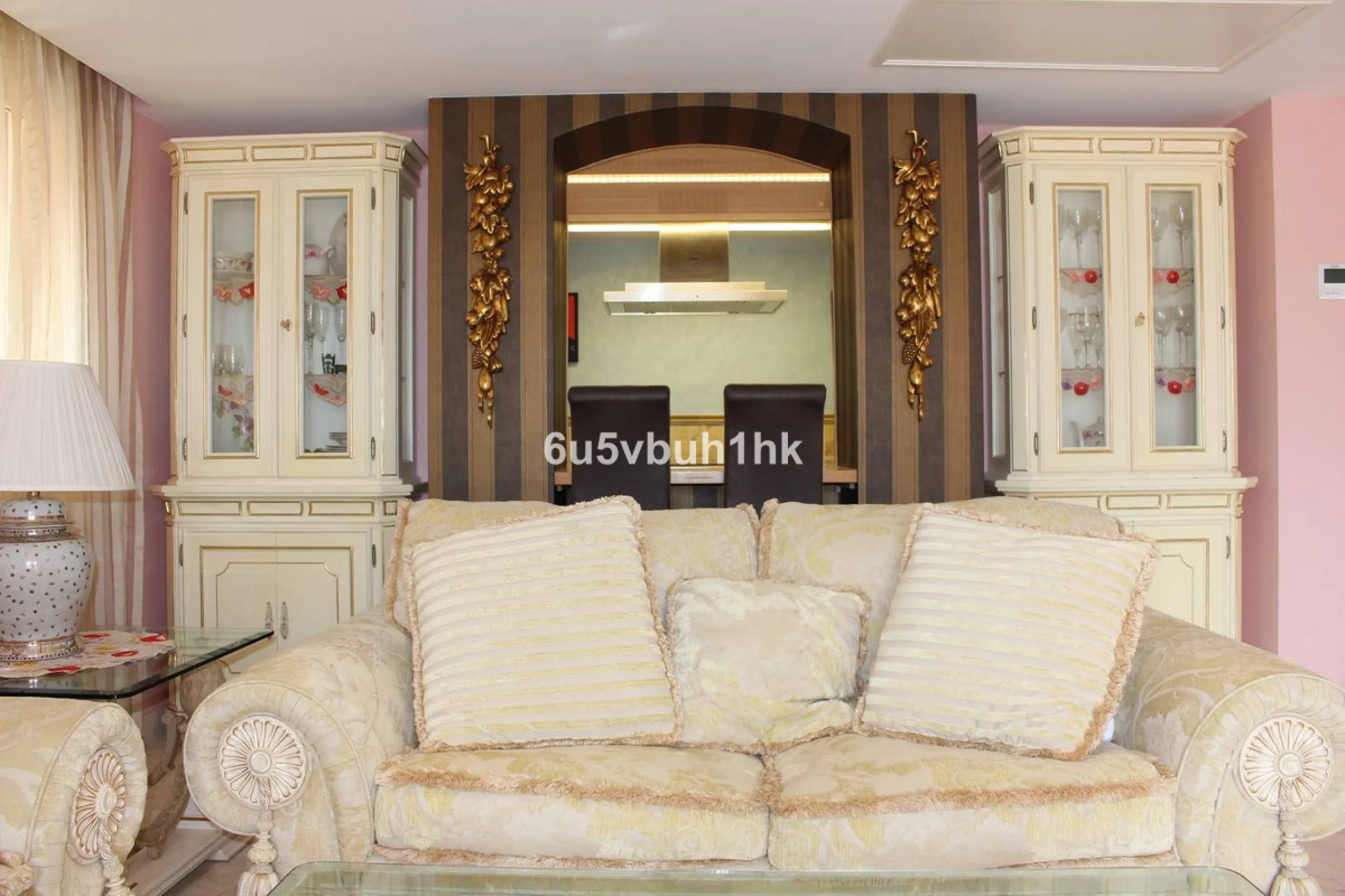 Apartment - Middle Floor Apartment в продаже в Manilva, Málaga. В доме 3 спален и 4 ванных комнат. Площадь дома 244 м²