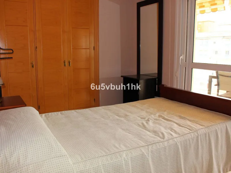 Apartment - Middle Floor Apartment в продаже в Manilva, Málaga. В доме 3 спален и 4 ванных комнат. Площадь дома 244 м²