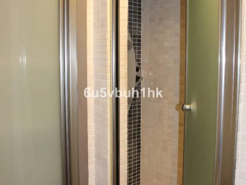 Apartment - Middle Floor Apartment в продаже в Manilva, Málaga. В доме 3 спален и 4 ванных комнат. Площадь дома 244 м²