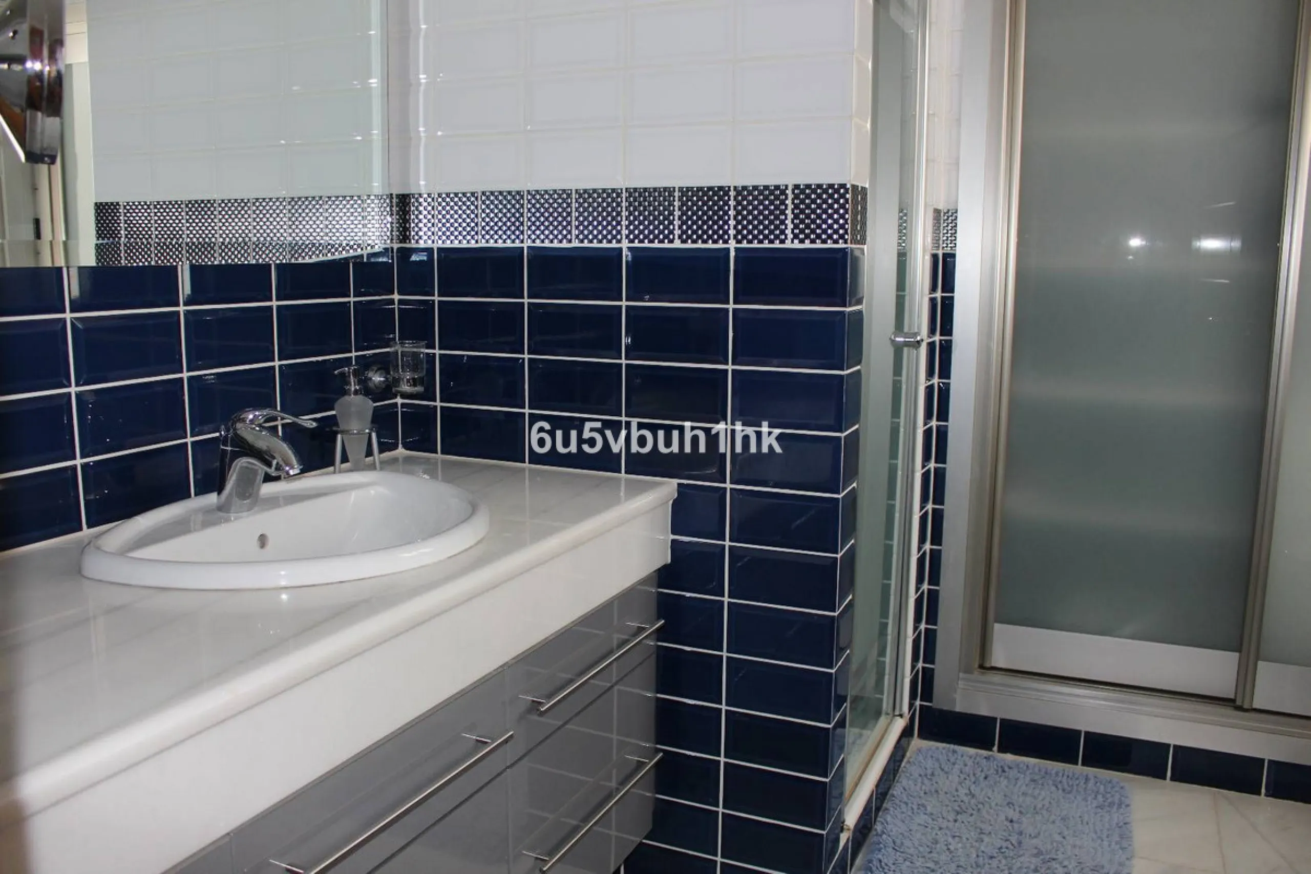 Apartment - Middle Floor Apartment в продаже в Manilva, Málaga. В доме 3 спален и 4 ванных комнат. Площадь дома 244 м²