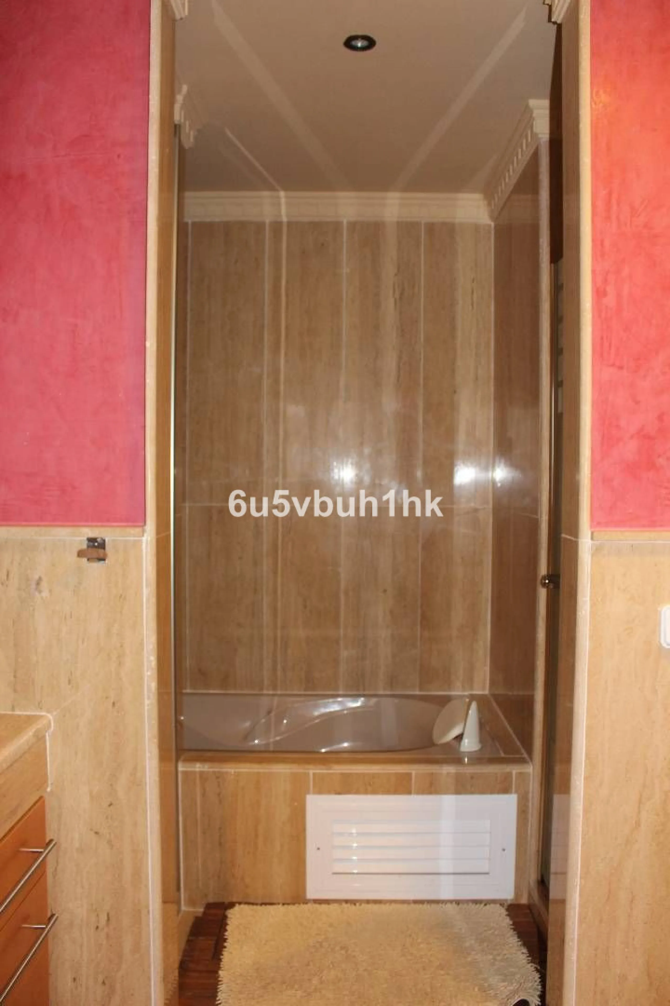 Apartment - Middle Floor Apartment в продаже в Manilva, Málaga. В доме 3 спален и 4 ванных комнат. Площадь дома 244 м²