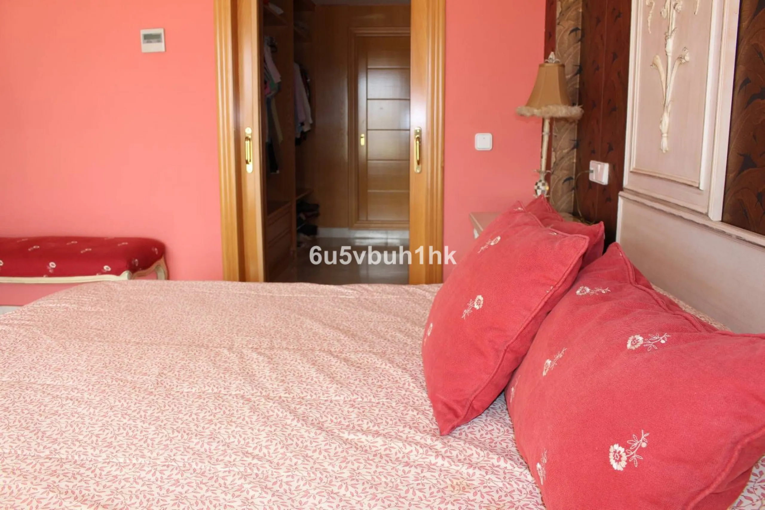 Apartment - Middle Floor Apartment в продаже в Manilva, Málaga. В доме 3 спален и 4 ванных комнат. Площадь дома 244 м²
