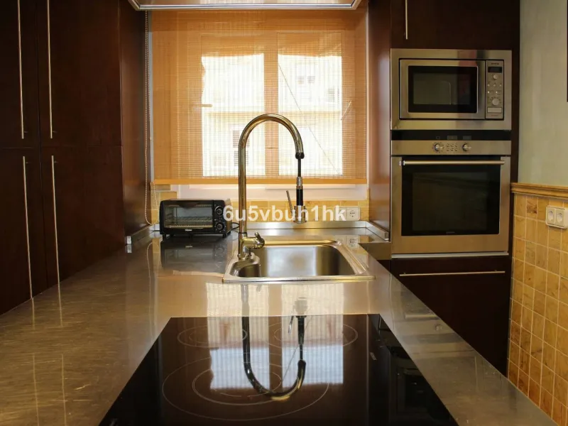 Apartment - Middle Floor Apartment в продаже в Manilva, Málaga. В доме 3 спален и 4 ванных комнат. Площадь дома 244 м²