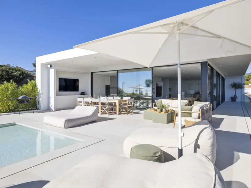 Villa Imagine: Luxury Redefined with Endless Mediterranean Views to Gibraltar & Africa
