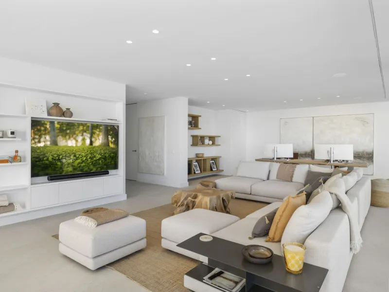Villa Imagine: Luxury Redefined with Endless Mediterranean Views to Gibraltar & Africa