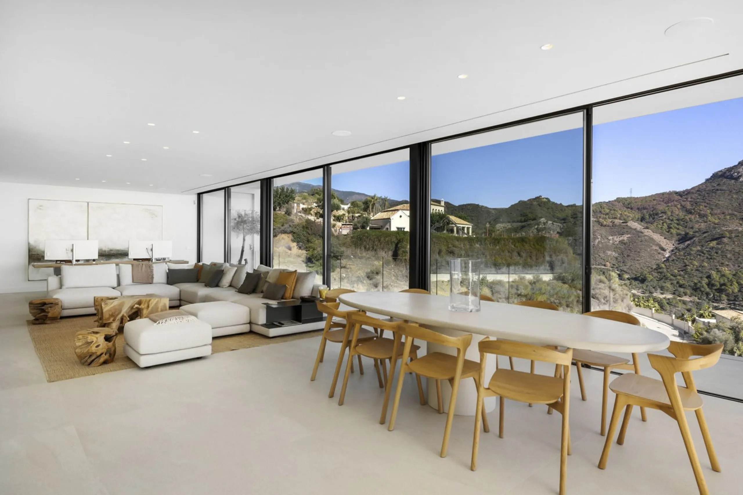 Villa Imagine: Luxury Redefined with Endless Mediterranean Views to Gibraltar & Africa