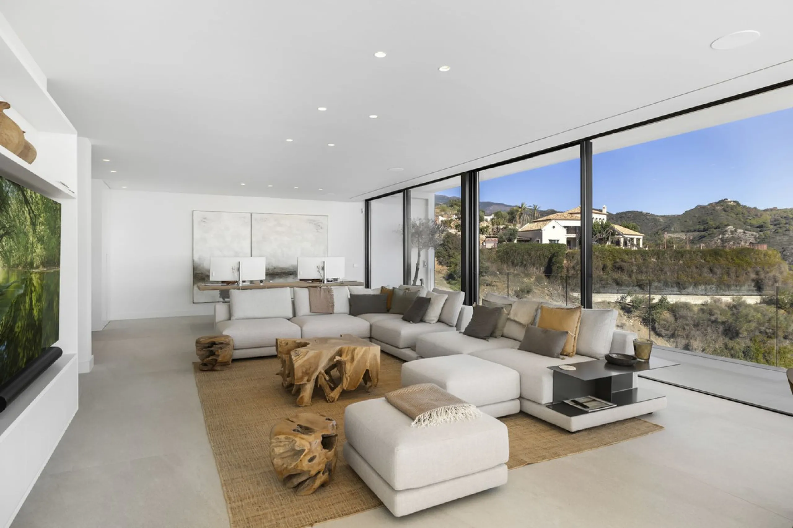 Villa Imagine: Luxury Redefined with Endless Mediterranean Views to Gibraltar & Africa