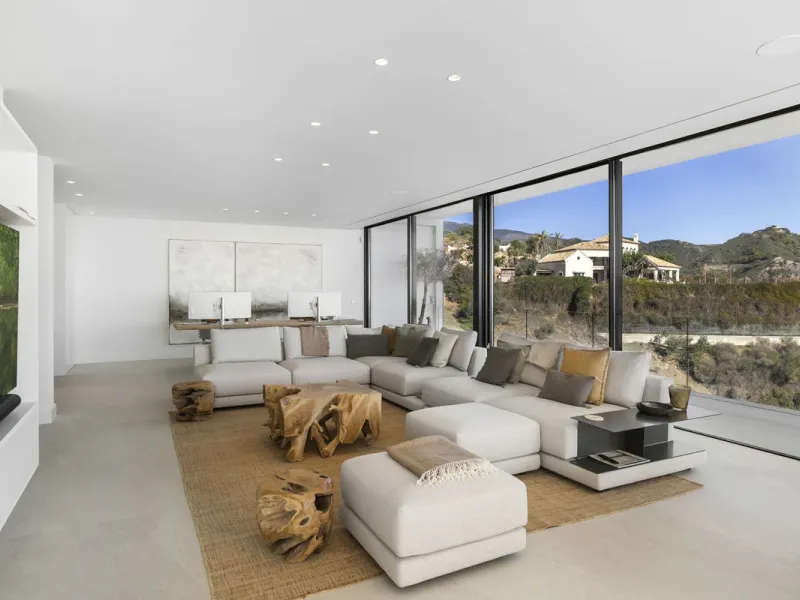 Villa Imagine: Luxury Redefined with Endless Mediterranean Views to Gibraltar & Africa