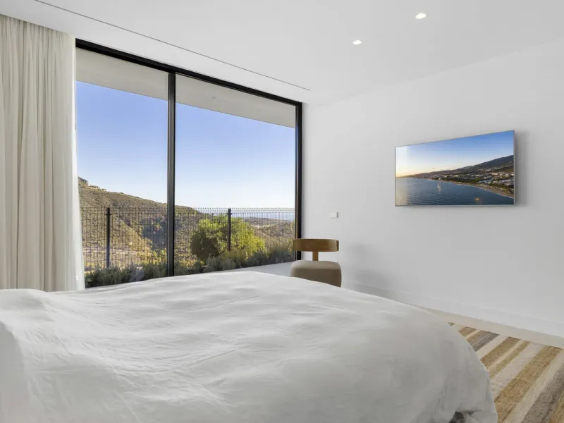 Villa Imagine: Luxury Redefined with Endless Mediterranean Views to Gibraltar & Africa