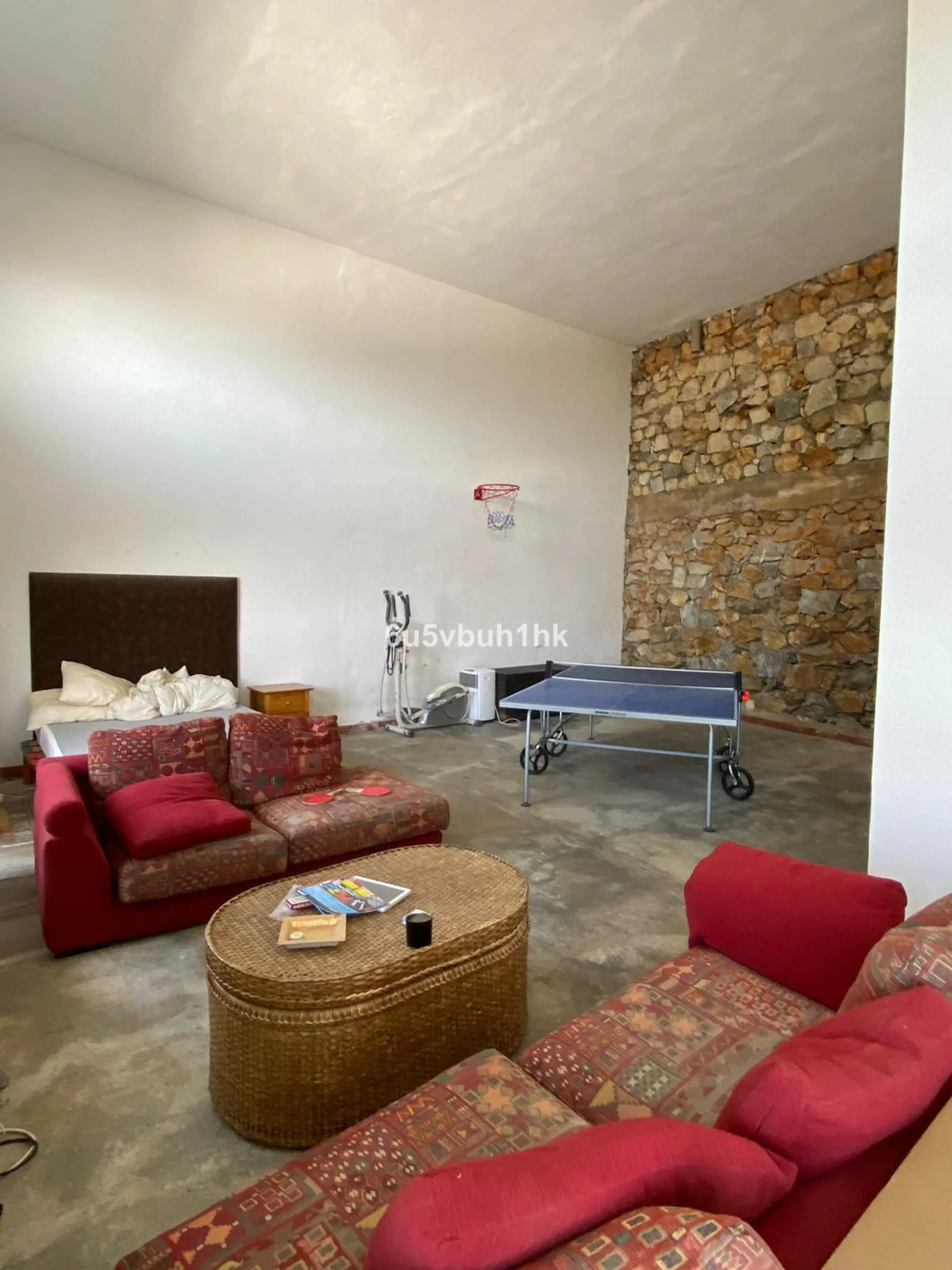 Detached single-family home located in Ojén, distributed over three floors and designed for comfortable and versatile living.