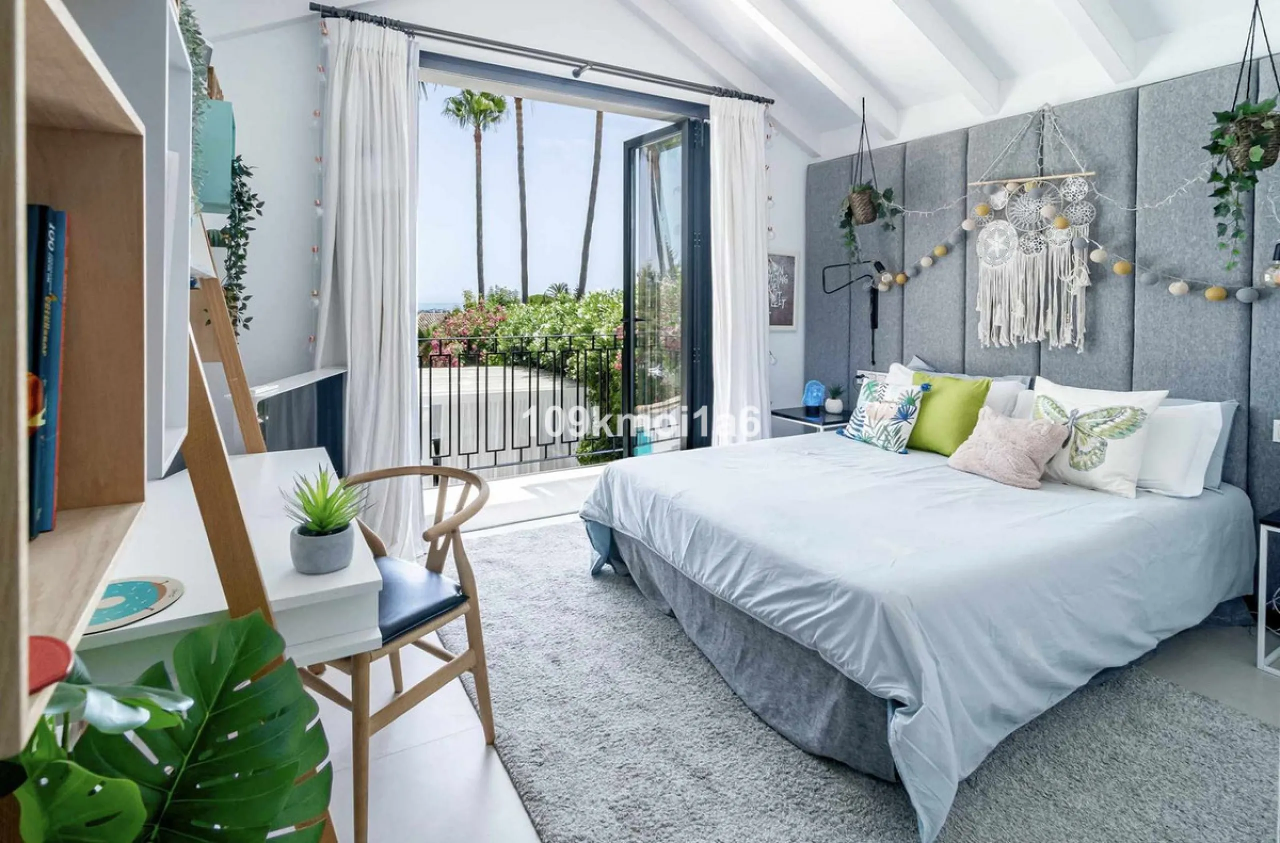 This elegant south east-facing villa is set within a quiet cul-de-sac in Las Brisas, Nueva Andalucía, offering privacy, mature gardens, and open views enhanced by abundant natural light throughout the day. The property blends the charm of a timeless Andal