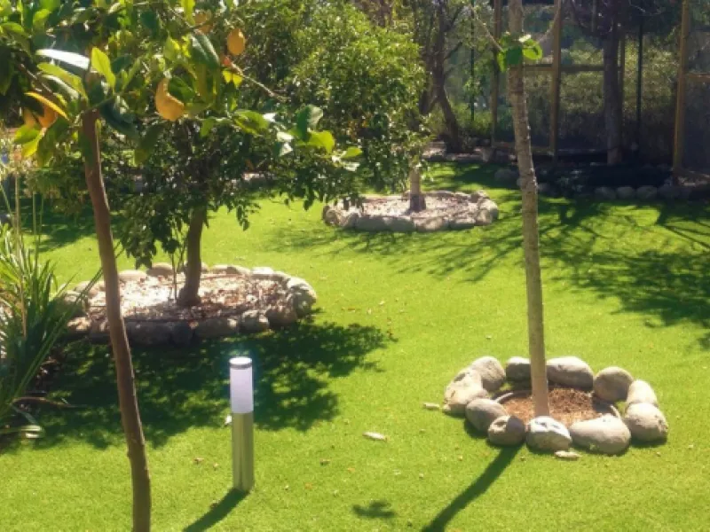 Unique investment opportunity! Single storey house located on a large plot in Elvira with sea and golf views