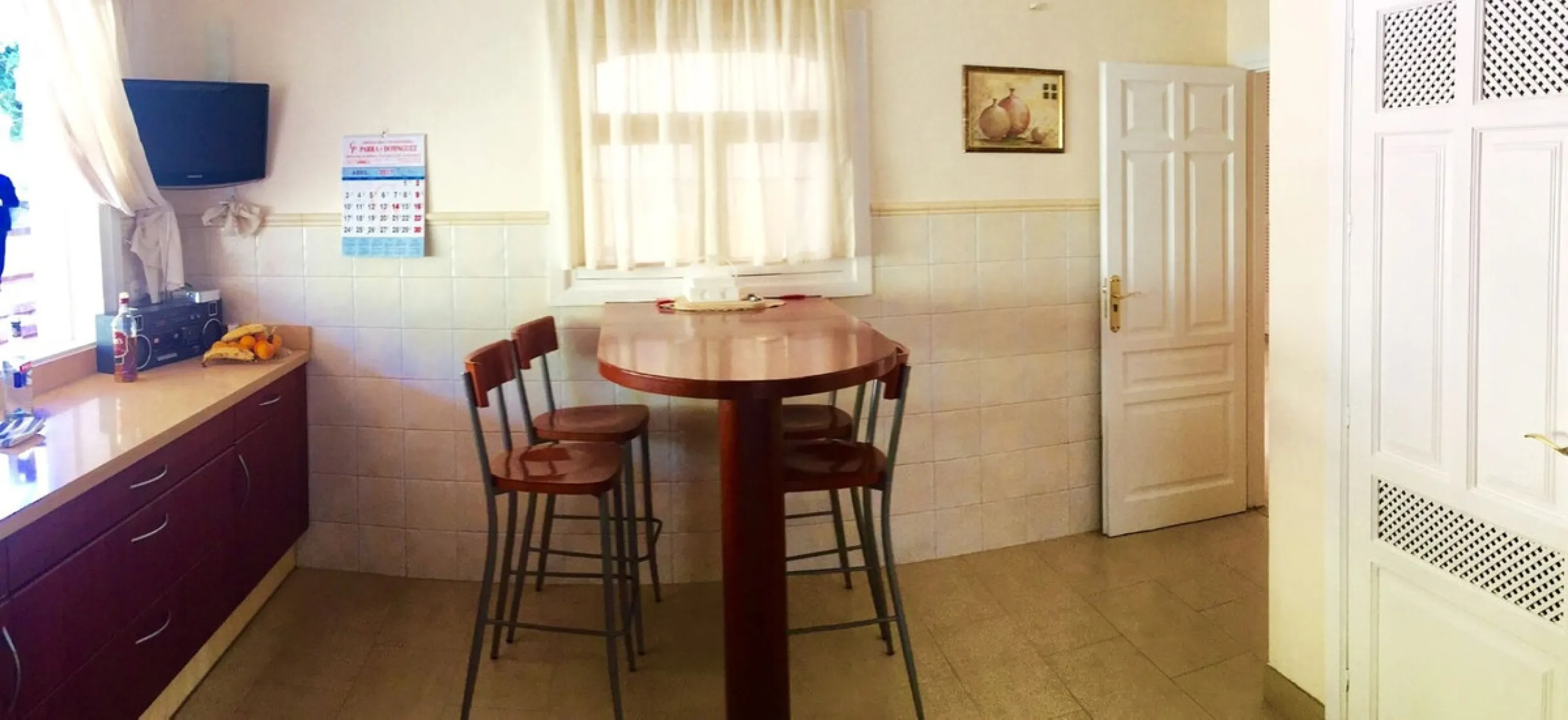 Unique investment opportunity! Single storey house located on a large plot in Elvira with sea and golf views