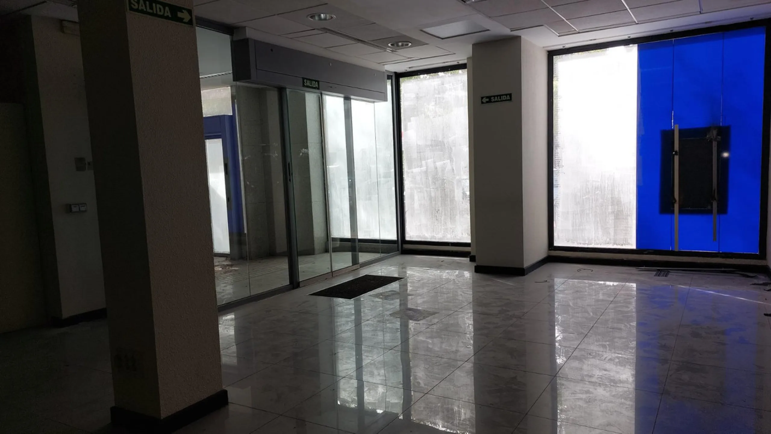 Commercial - Commercial Premises в продаже в Marbella, Málaga. Площадь дома 426 м²