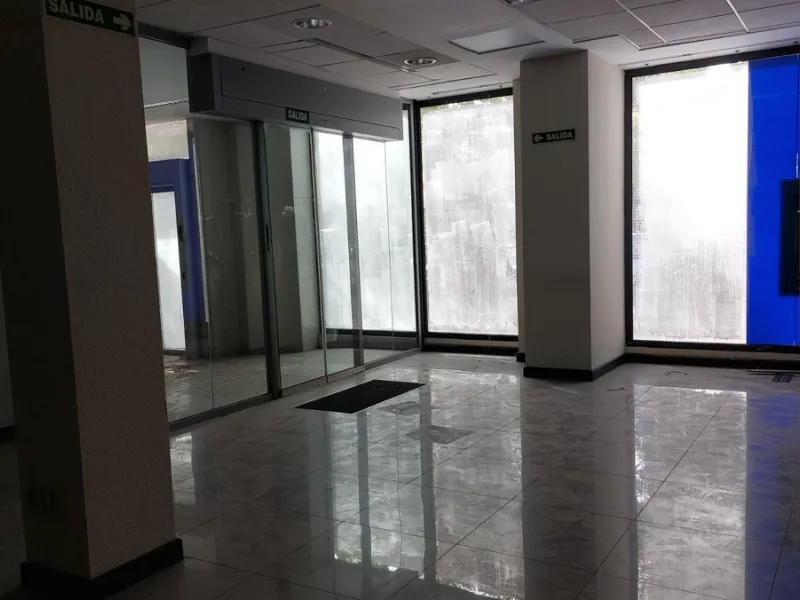 Commercial - Commercial Premises в продаже в Marbella, Málaga. Площадь дома 426 м²