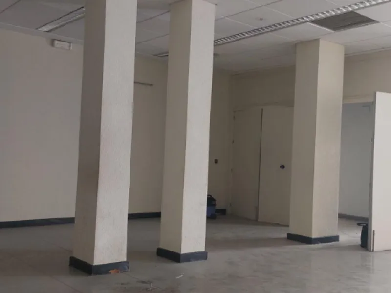 Commercial - Commercial Premises в продаже в Marbella, Málaga. Площадь дома 426 м²