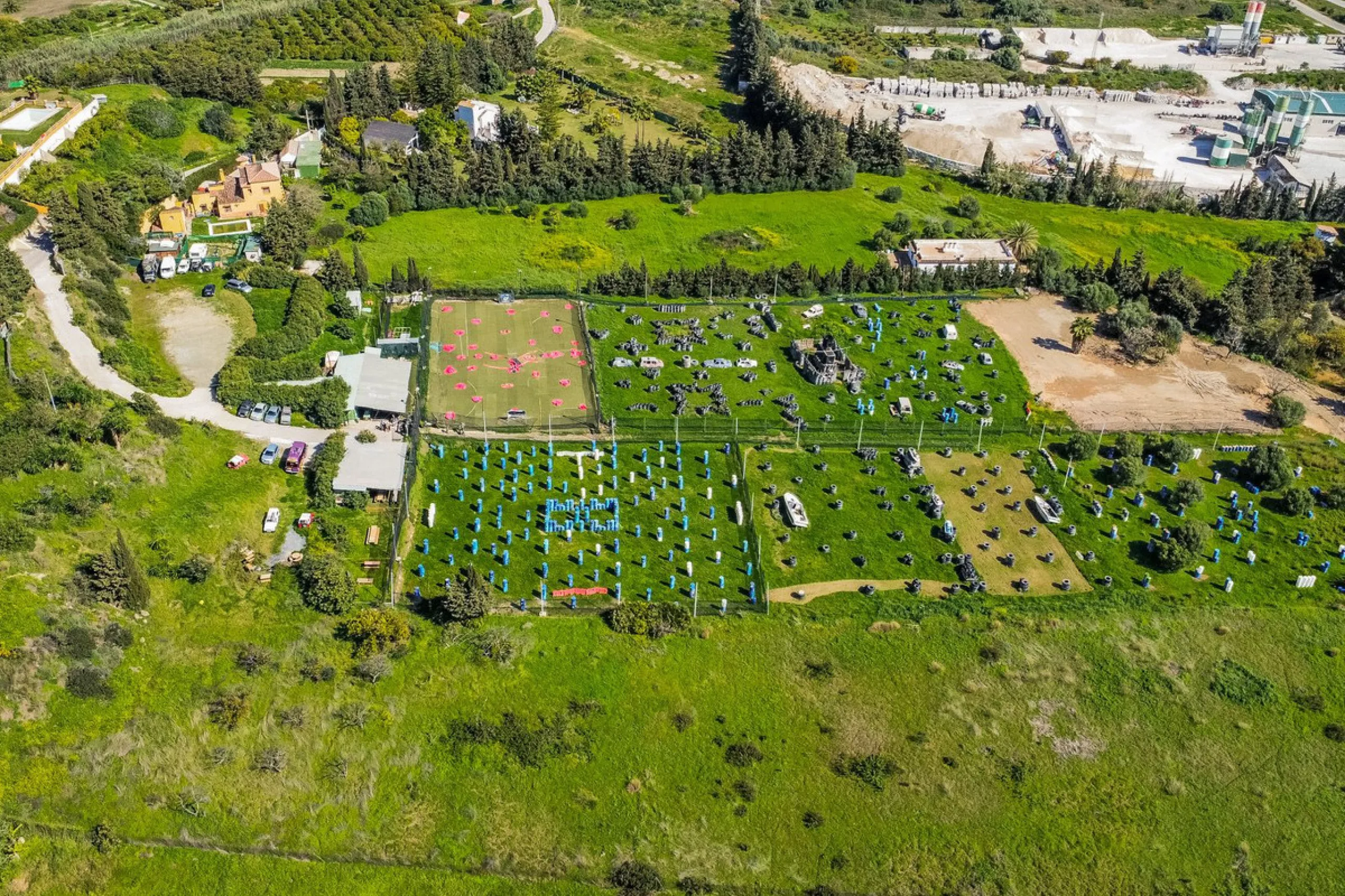 Plot - Land в продаже в Estepona, Málaga. Площадь участка 24135 м²