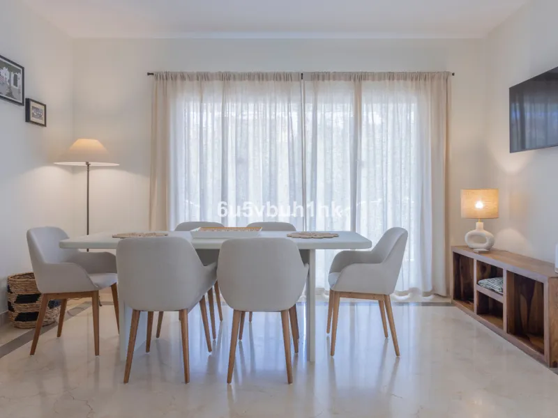 Fully renovated and beautifully presented, this home immediately impresses with a welcoming entrance hall that leads to a spacious, separate kitchen with an adjoining laundry area. From here, you step into a bright and airy open-plan living and dining spa