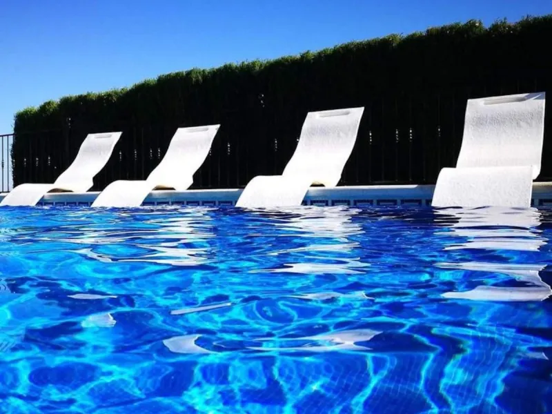 This wonderful villa is located in a beautiful tranquil area in the heart of the national park, between Frigiliana and Acebuchal.