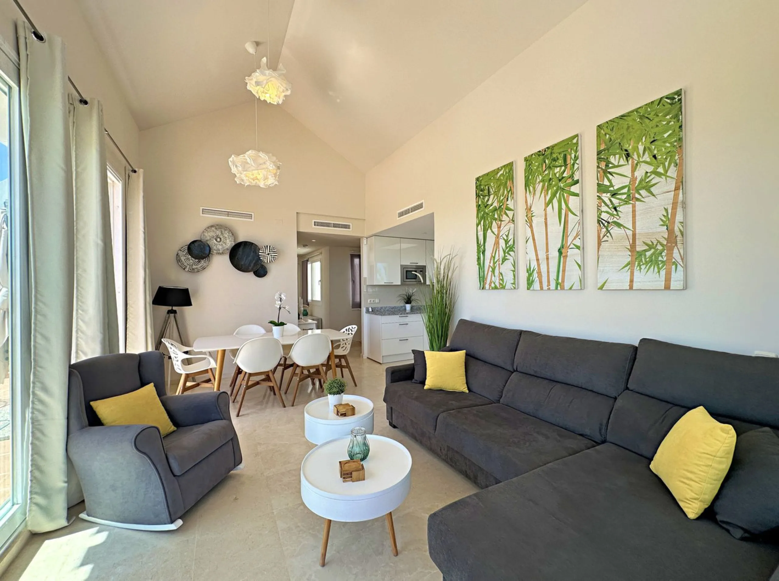 LUXURIOUS PENTHOUSE located in Alcazaba Lagoon, an exclusive urbanization located in Estepona, in a privileged natural environment, which has a lush artificial lagoon, surrounded by gardens and with panoramic views of the Mediterranean Sea and the mountai