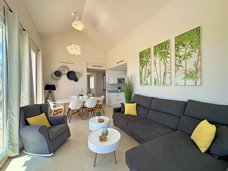 LUXURIOUS PENTHOUSE located in Alcazaba Lagoon, an exclusive urbanization located in Estepona, in a privileged natural environment, which has a lush artificial lagoon, surrounded by gardens and with panoramic views of the Mediterranean Sea and the mountai