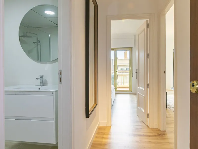 Apartment - Top Floor Apartment в продаже в Fuengirola, Málaga. В доме 1 спален и 1 ванных комнат. Площадь дома 65 м²