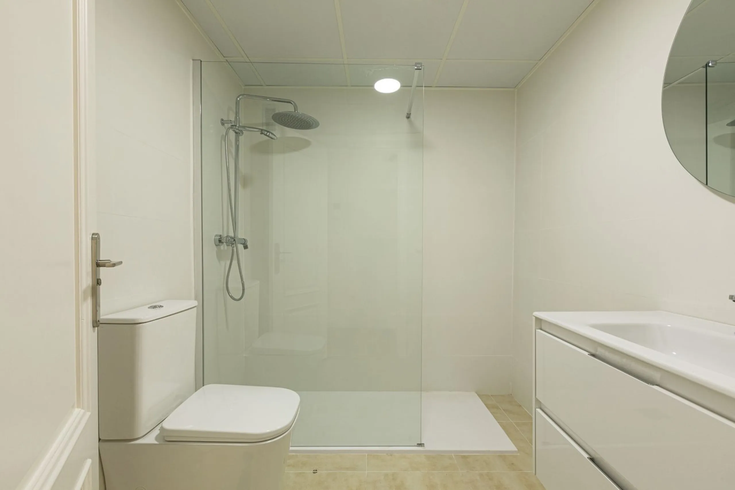 Apartment - Top Floor Apartment в продаже в Fuengirola, Málaga. В доме 1 спален и 1 ванных комнат. Площадь дома 65 м²