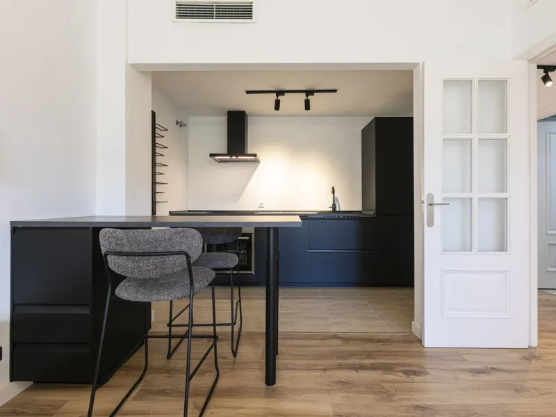 Apartment - Top Floor Apartment в продаже в Fuengirola, Málaga. В доме 1 спален и 1 ванных комнат. Площадь дома 65 м²